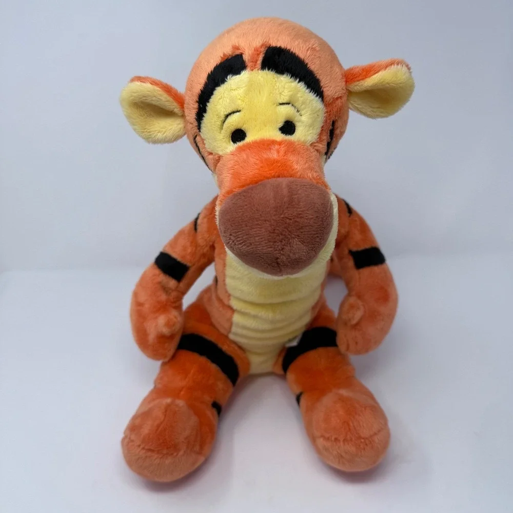 Disney tigger sit